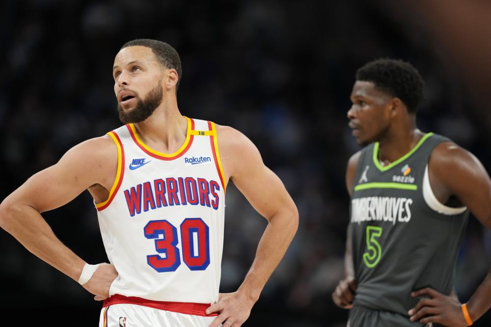 斯的信任彰 斯的信任彰