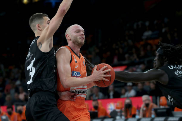 里的支持度 里的支持度