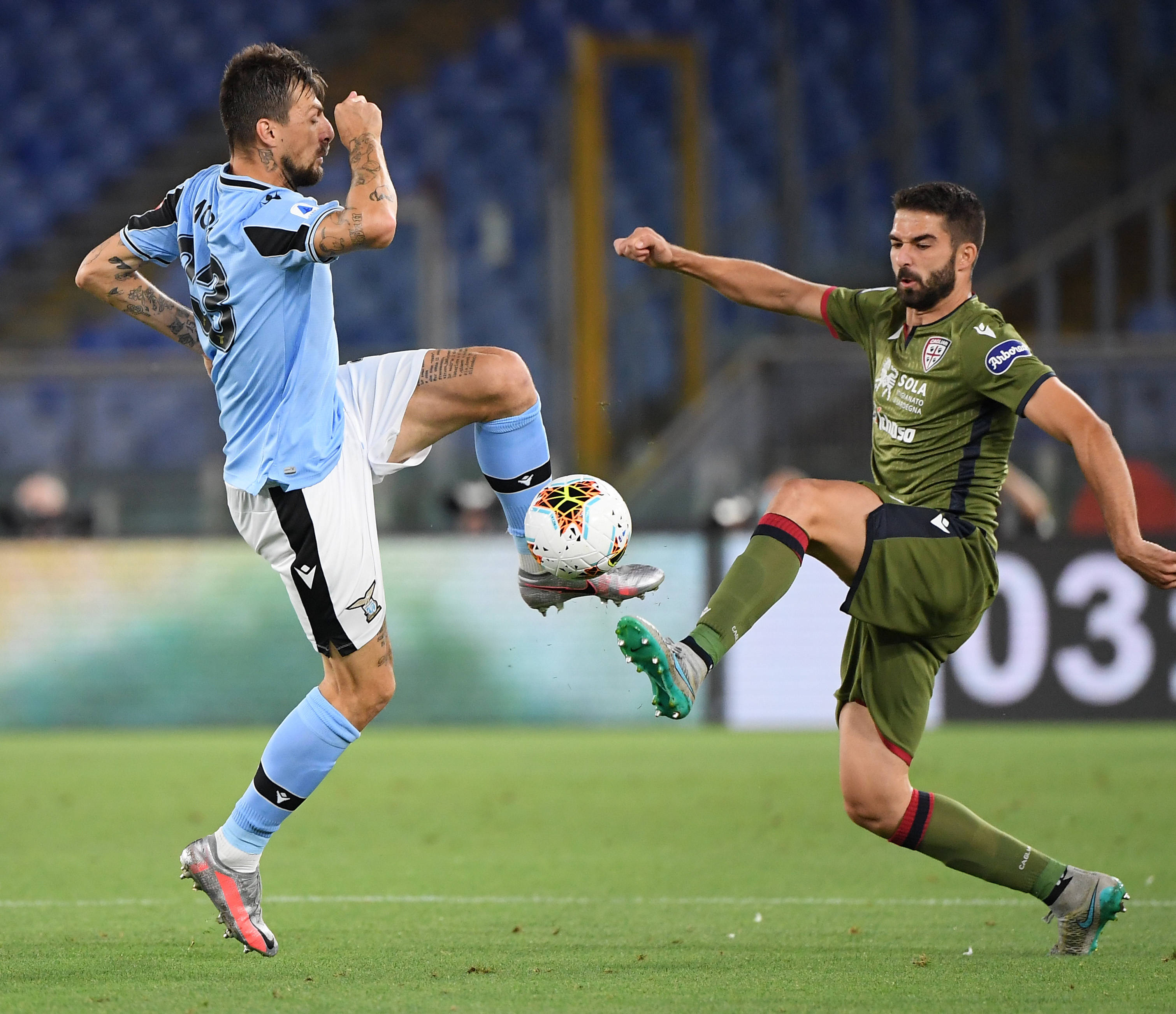 更昭示了篮 更昭示了篮